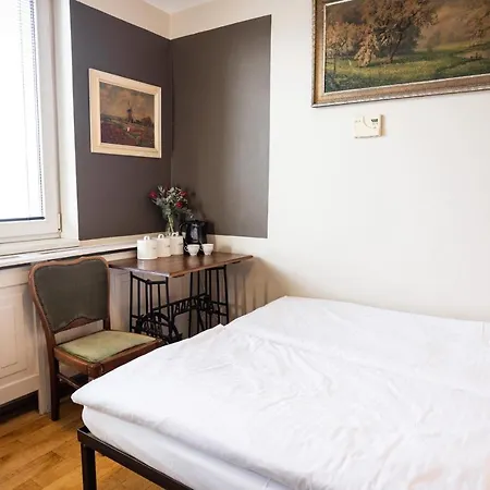 旅馆 托比斯先生酒店 *