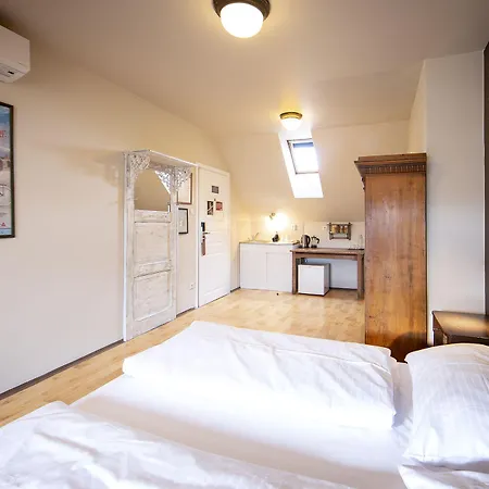 旅馆 托比斯先生酒店 *