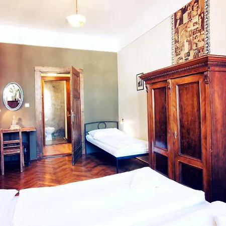 Hostel Sir Toby's