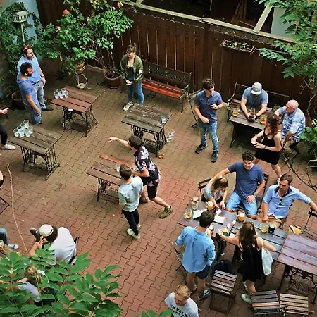 Sir Toby's Hostel Prague